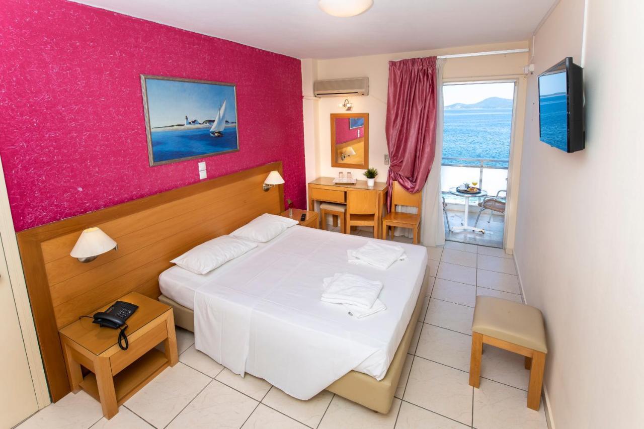 Avra Hotel Méthana Екстериор снимка
