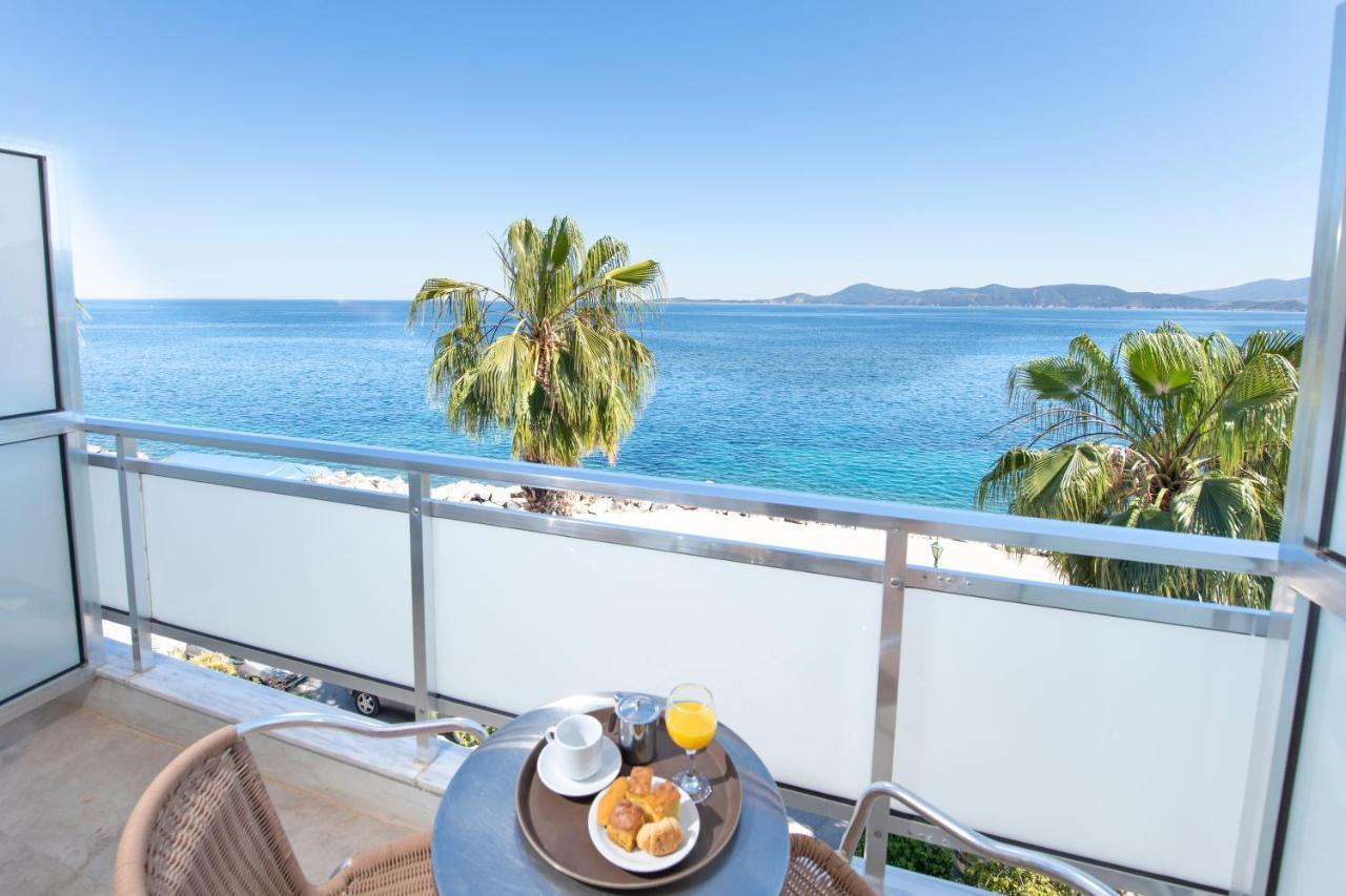 Avra Hotel Méthana Екстериор снимка