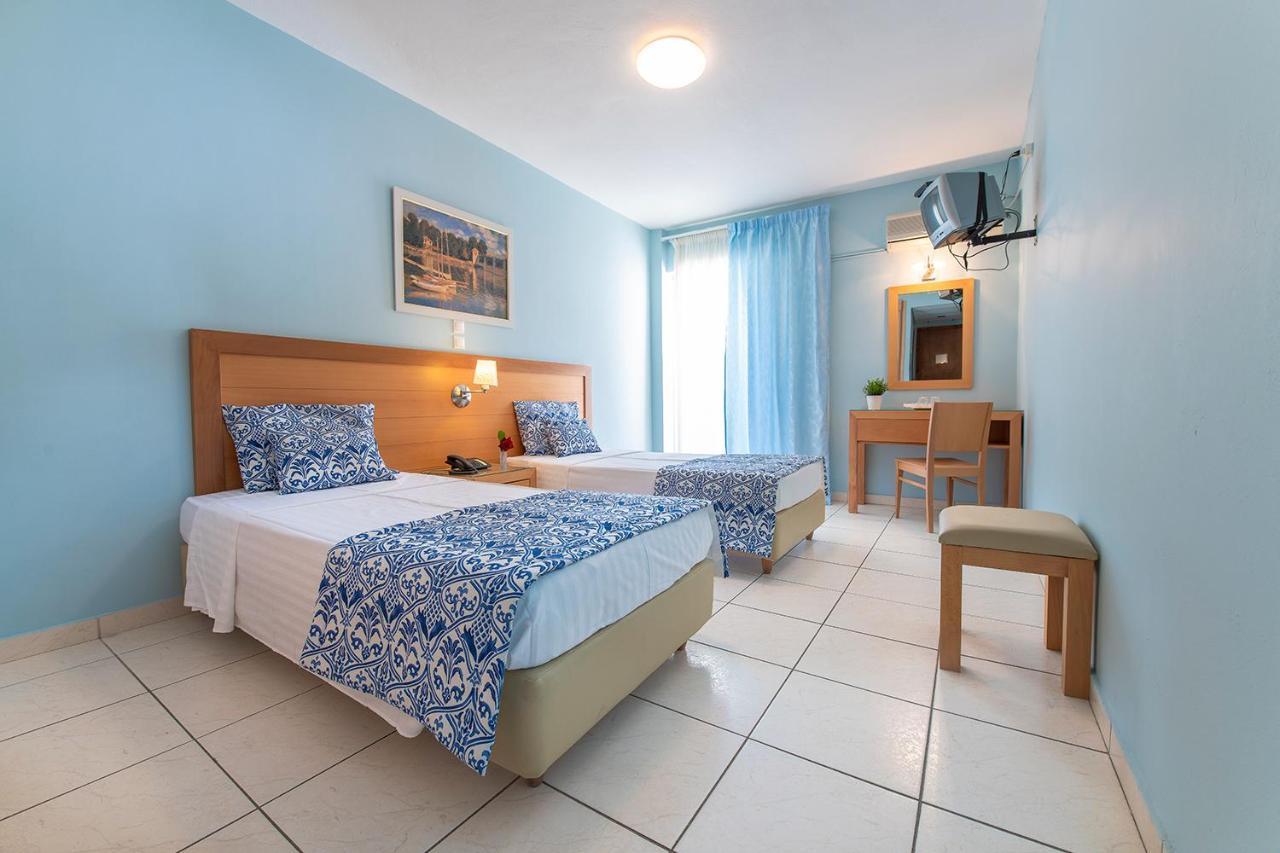 Avra Hotel Méthana Екстериор снимка